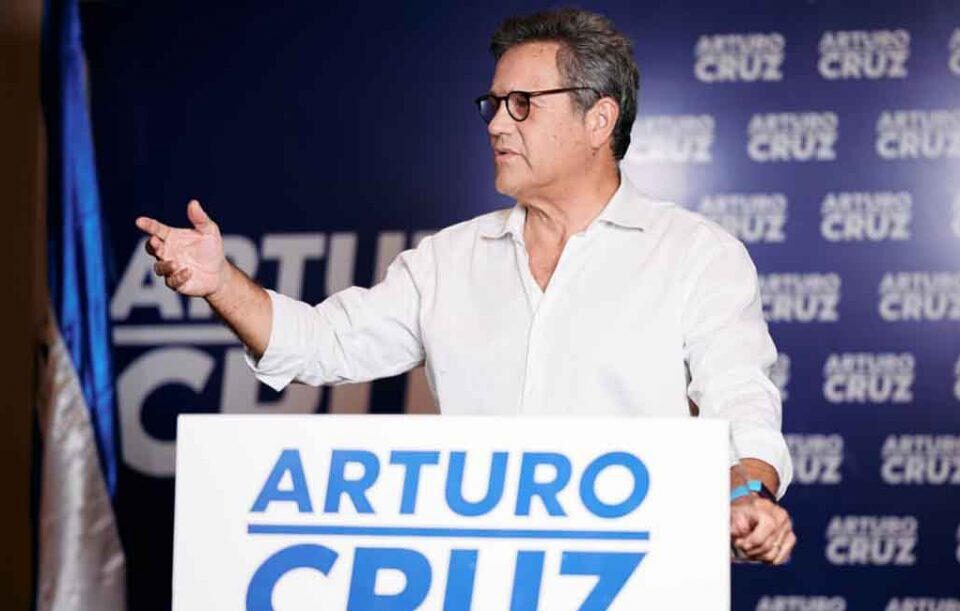 Arturo Cruz excarcelado político